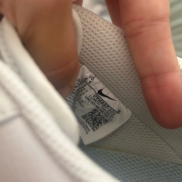 Air Force Ones - Picture 6 of 6